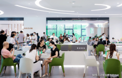 像沉庆出名的龙湖